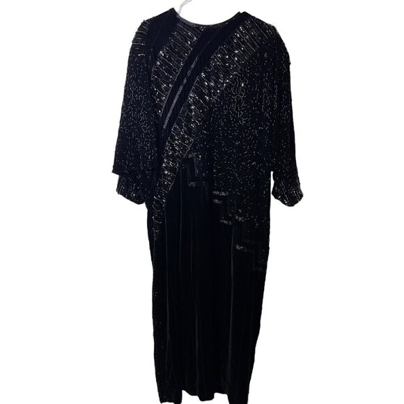Vintage Womens Dress Size XL Black Velvet Beaded Sequin Maxi Dolman Sleeve - Picture 1 of 11